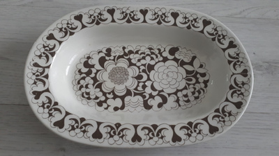 Gardenia tarjoilukulho 17x24,5, Arabia