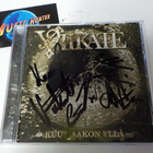 VIIKATE - KUU KAAKON YLLÄ CD KOKO BÄNDIN NIMMAREILLA - pikkukuva 1