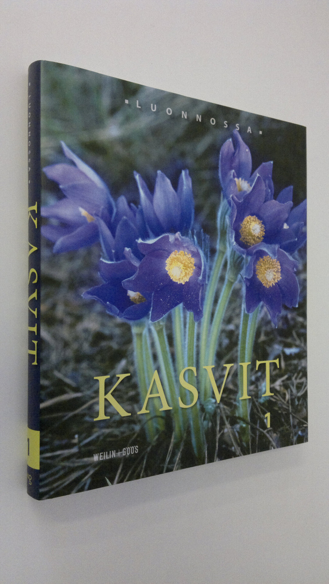 Mikko (toim.) Piirainen : Kasvit : luonnossa 1