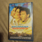Satunnaisia sankareita Vhs - pikkukuva 1