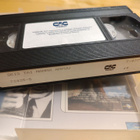 Seis! Tai mamma ampuu VHS - pikkukuva 3