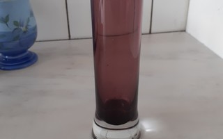 Kotimainen vanha lila maljakko, Iittala, Wirkkala?