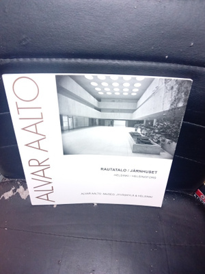 Alvar Aalto : Rautatalo , Helsinki ( SIS POSTIKULU )