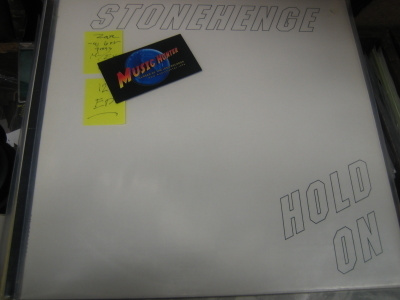 STONEHENGE - HOLD ON - M-/EX  12" EP SAKSA -91 PAINOS