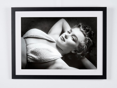 Marilyn Monroe 1952 - 1 -  Luxury Wooden Framed 70X50CM