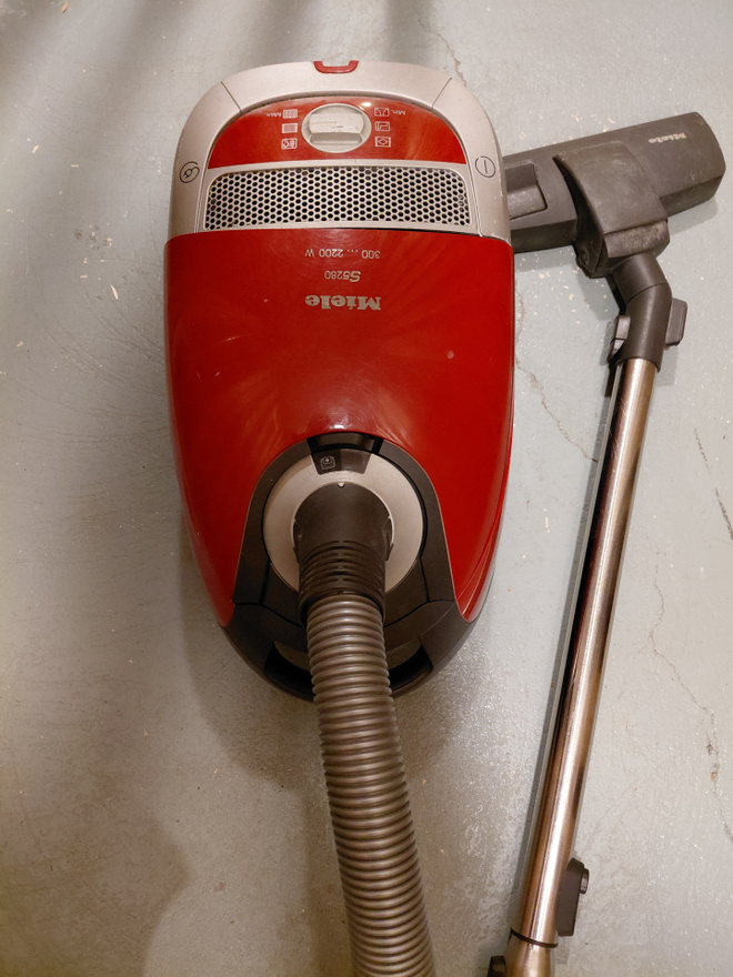 Miele S5280 pölynimuri