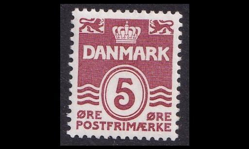 Tanska 244y ** Aaltoviiva 5 öre (1938)