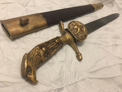 metsästysveitsi/ taisteluveitsi / tikari / puukko. 44cm.