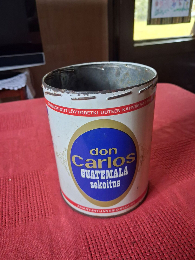 don Carlos Guatemala, peltinen kahvipurkki
