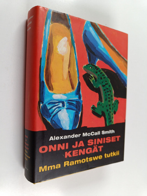 Alexander McCall Smith : Onni ja siniset kengät