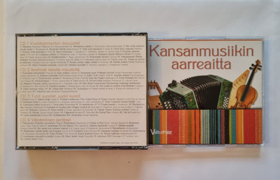 KANSANMUSIIKIN AARREAITTA 4CD (VALITUT PALAT)