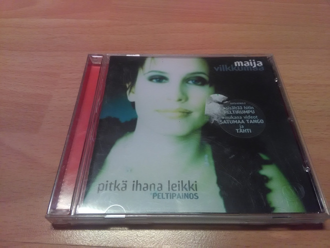 Maija Vilkkumaa - pitkä ihana leikki