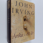 John Irving : Änka i ett år - pikkukuva 1