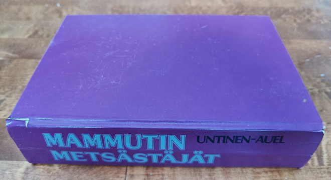 Jean M. Untinen-Auel: Mammutin Metsästäjät