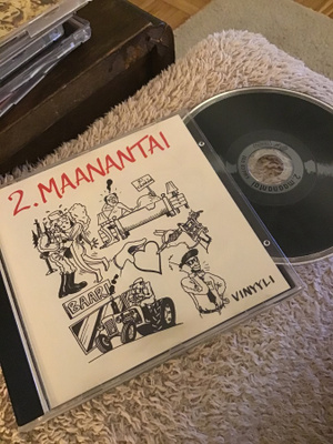 2. Maanantai . Vinyyli CD