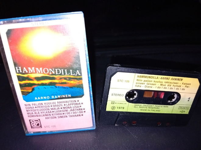C-kasetti Aarno Raninen  : Hammondilla  ( SIS POSTIKULU )