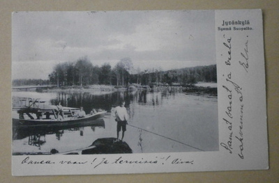 Jyväskylä, Sysmä, Suopelto, poika onkii, perhe veneessä 1904