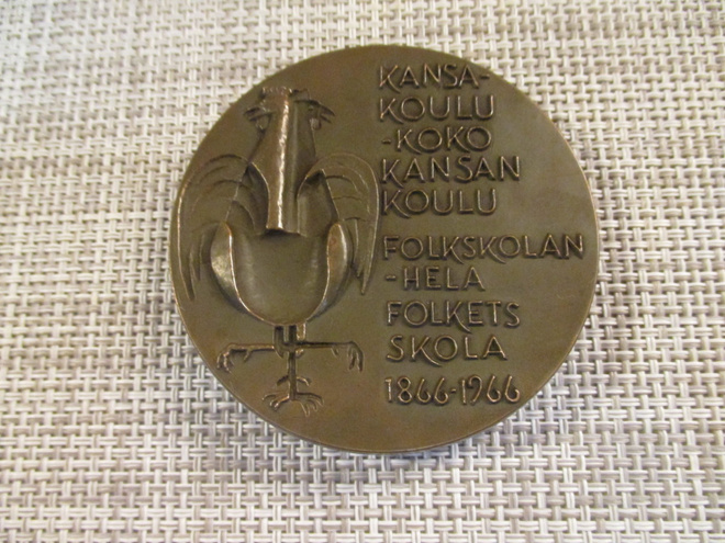 Kansa koulu -Koko kansan koulu mitali /Kauko Räsänen1966.