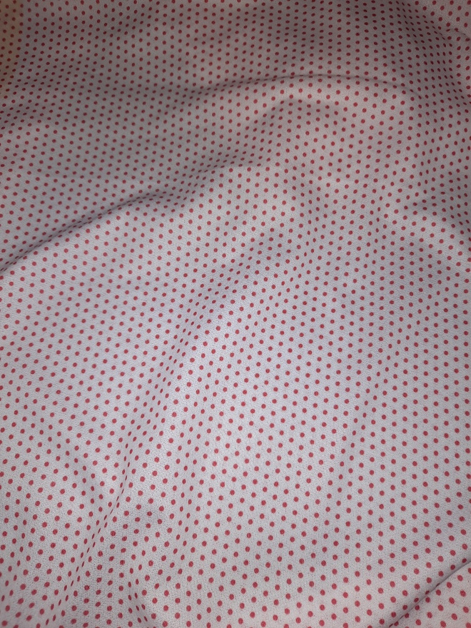 Punavalkoinen polka dot trikoo 150x160cm