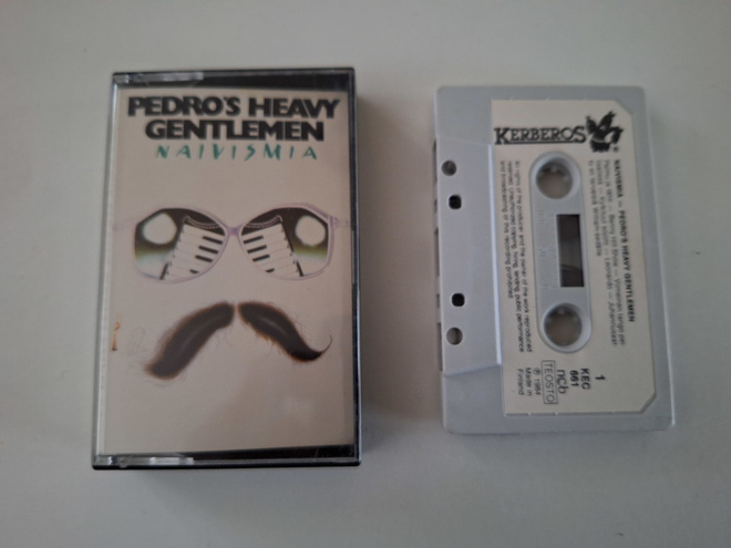 C-kasetti PEDRO'S HEAVY GENTLEMEN - NAIVISMIA