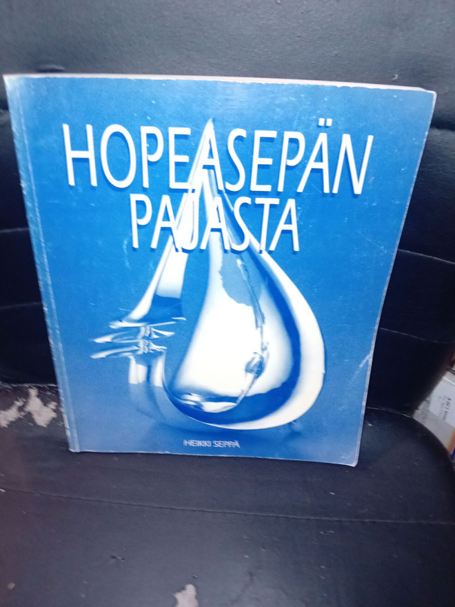 Seppä : Hopeasepän pajasta  ( SIS POSTIKULU )