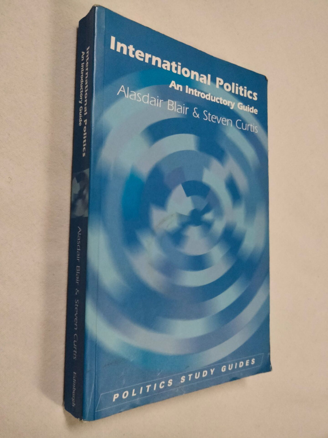 International Politics : An Introductory Guide