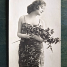 Vintage joulukortti kaunis Lady 1930-40-luvulta - pikkukuva 1