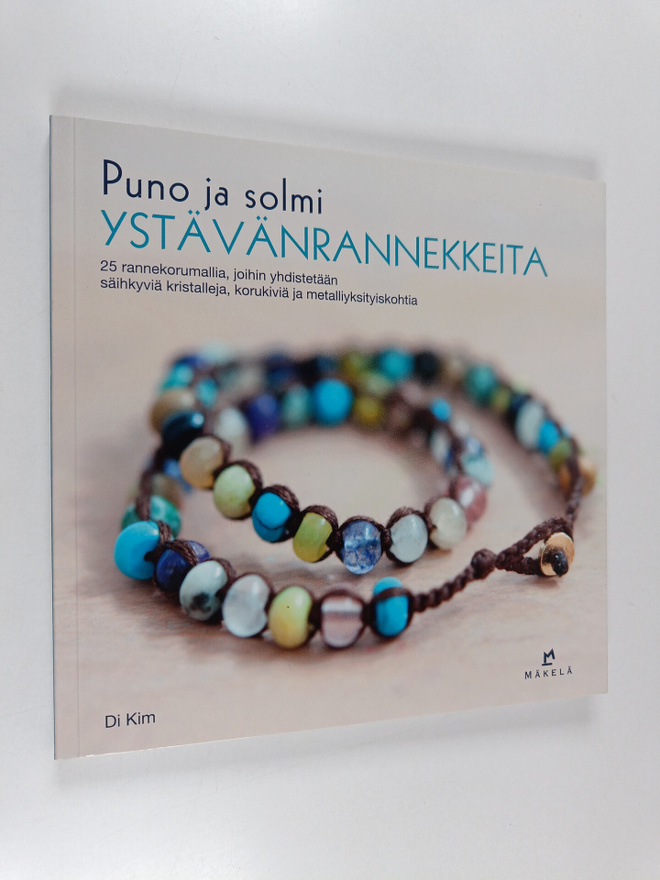 Di Kim : Puno ja solmi ystävänrannekkeita