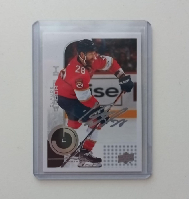 22-23 UD MVP Claude Giroux Super Script /25