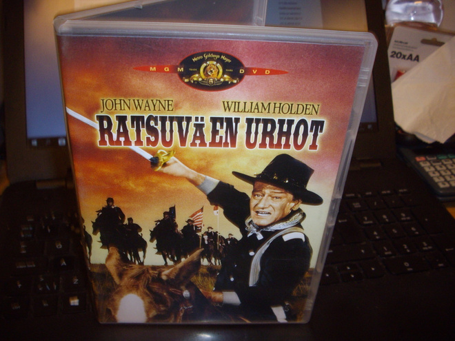 DVD : Ratsuväen urhot ( John Wayne ) EIPK !