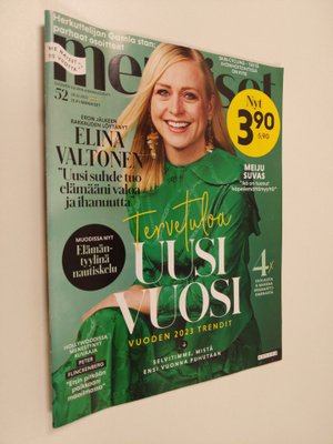 Me Naiset 52/2022
