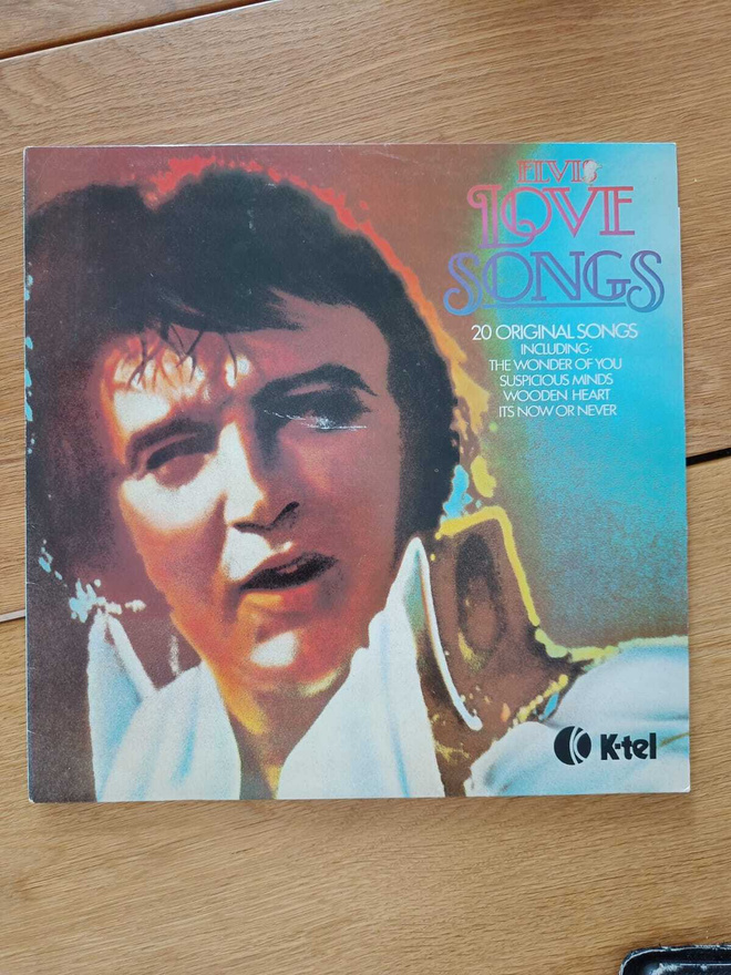 AUCTION - ELVIS LOVE SONGS LP UK -79