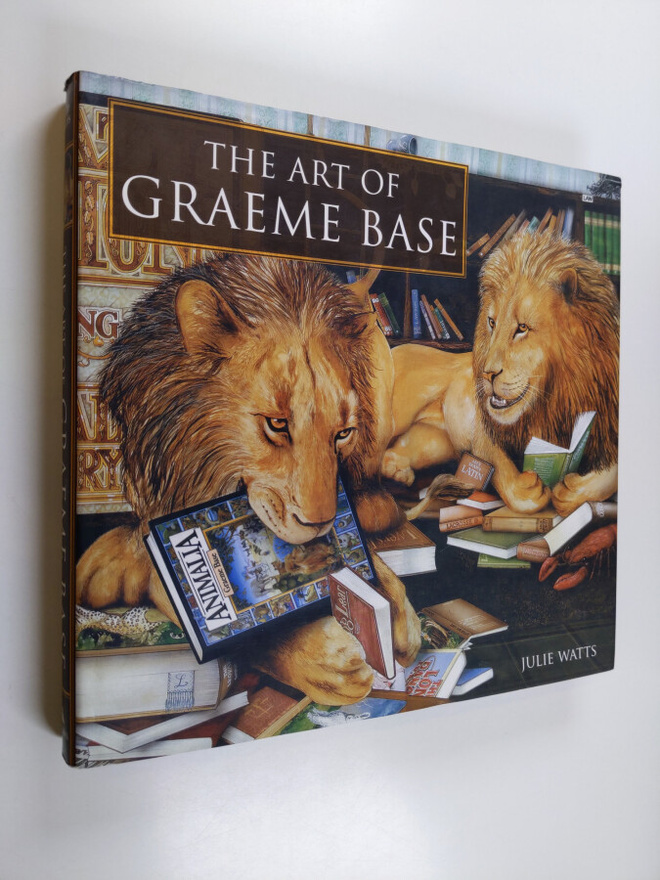 Julie Watts : The art of Graeme Base
