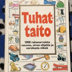 Valitut Palat: Tuhattaito - pikkukuva 1