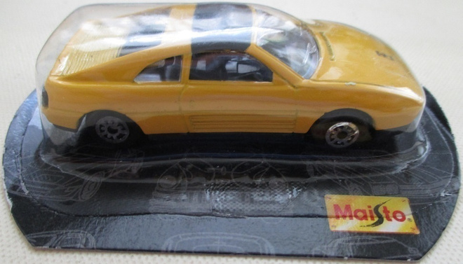 Ferrari 348 Coupe 2 door Yellow 1989 Maisto 1:64