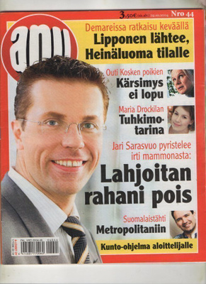 Apu n:o 44 2004 Jari. Outi. Maria. Tommi. SDP.