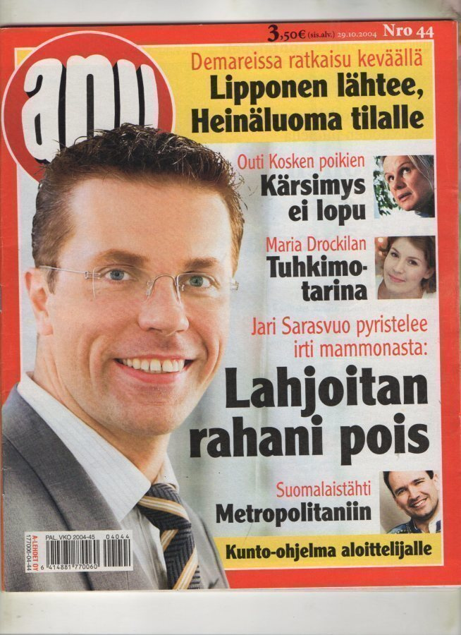 Apu n:o 44 2004 Jari. Outi. Maria. Tommi. SDP.
