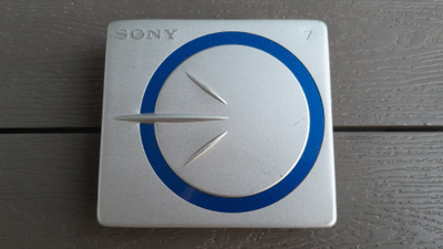 Sony MZ-E60 Kannettava MiniDisc Soitin