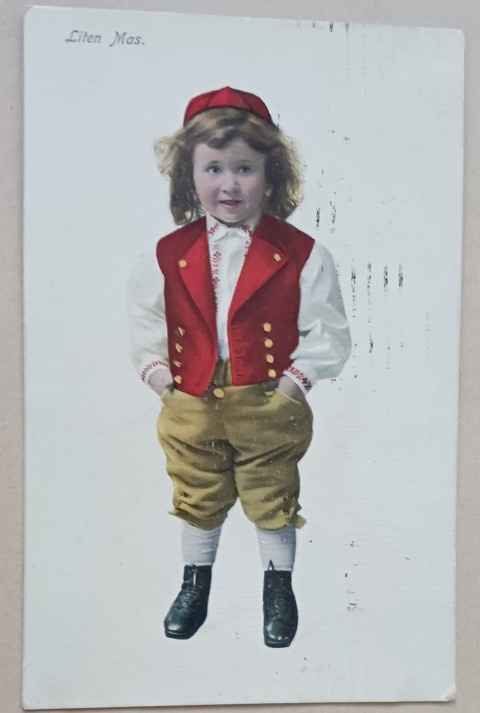 Nuori herra parhaisiinsa pukeutuneena, p. 1909