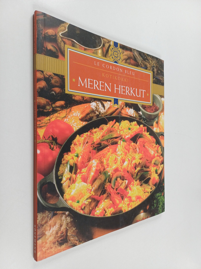 Kay (toim.) Halsey : Kotikokki : Meren herkut