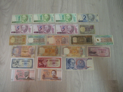 Ulkolaisia seteleitä mm. Brasil,Intia, Jugoslavia ym 40 kpl.