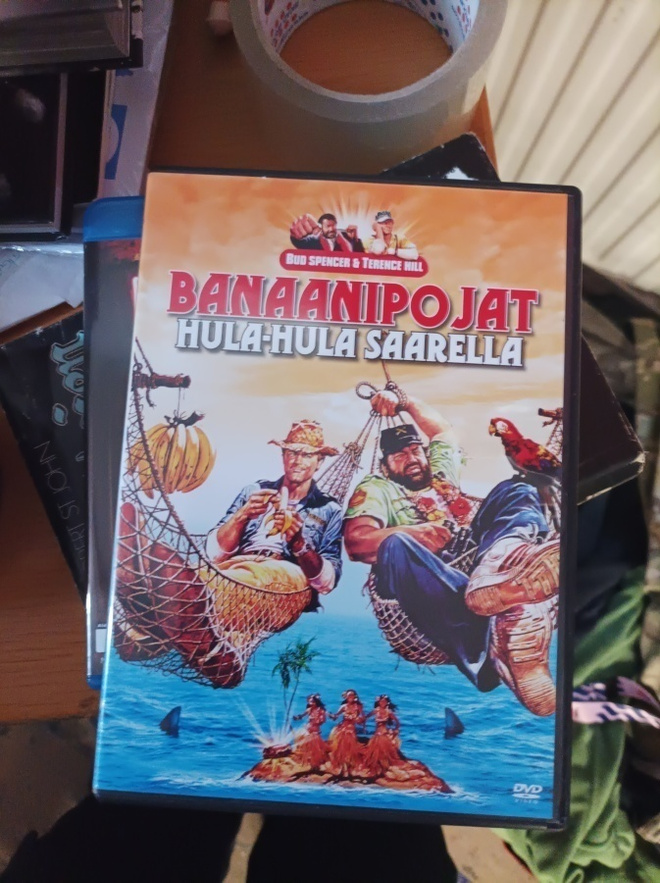 Banaanipojat hulahula saarilla