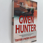 Gwen Hunter : Tohtori Lynchin diagnoosi - pikkukuva 1
