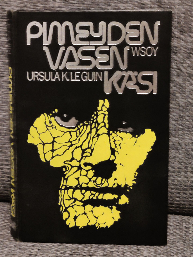 Pimeyden vasen käsi