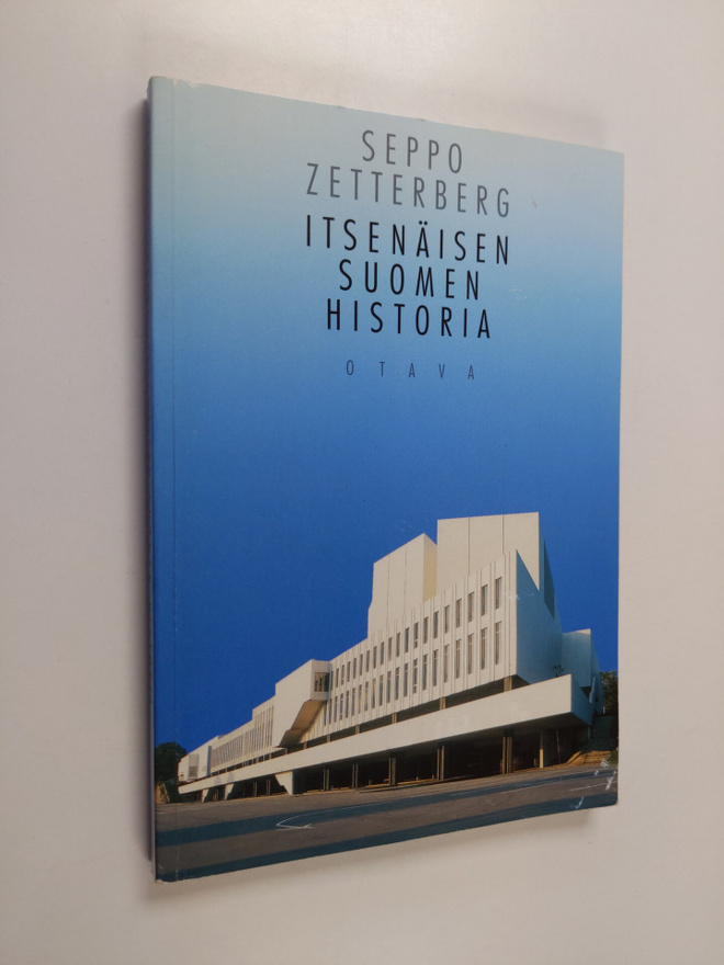 Seppo Zetterberg : Itsenäisen Suomen historia