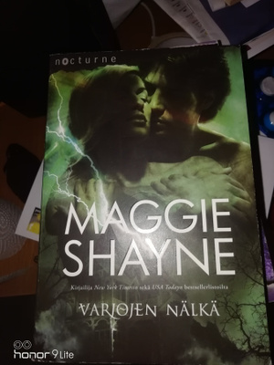 Maggie Shayne Varjojen nälkä