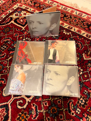 David Bowie - Sound+Vision 3cd+1cd-ep ja booklet