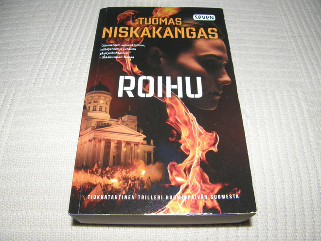 Tuomas Niskakangas Roihu  -pok