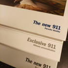 kolme kovakantista esittelykirjaa Porsche 911 - pikkukuva 2