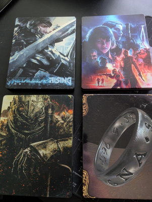 4x Steelbook -kokoelma keräilijälle (sis. 2x PS3 peliä)
